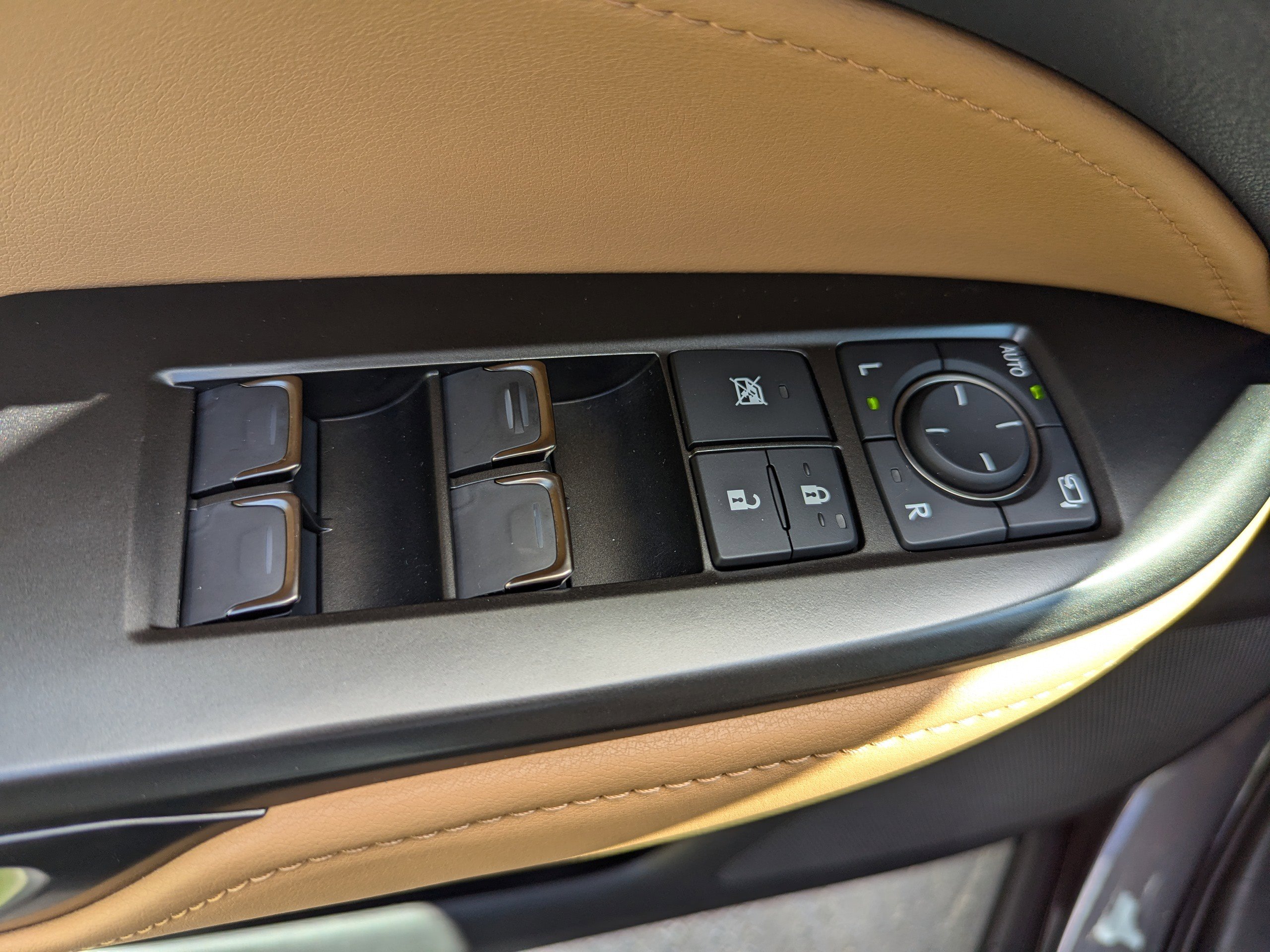 2025 Lexus NX Premium photo 19