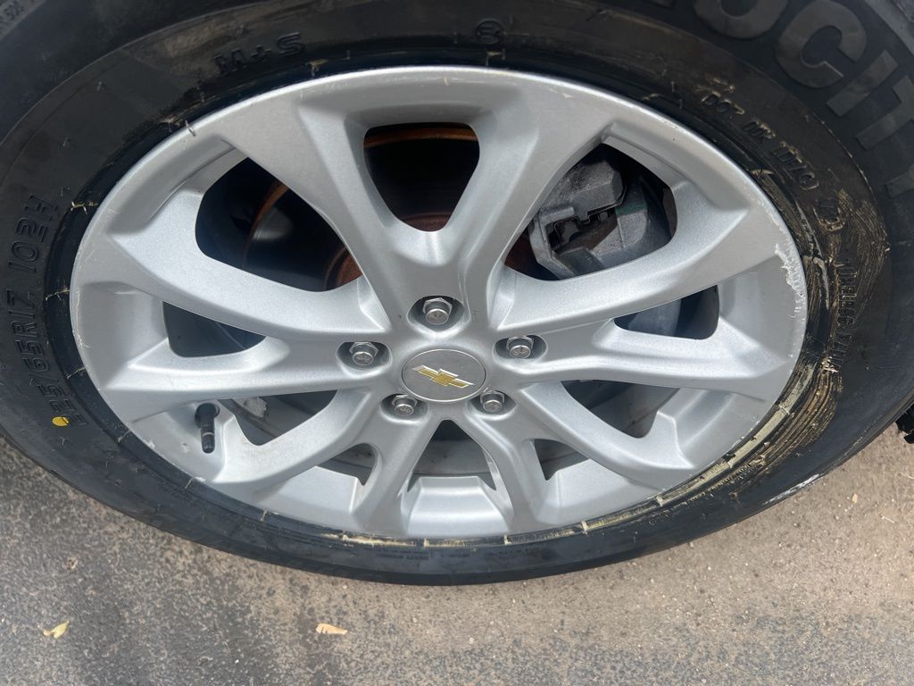 2019 Chevrolet Equinox LT photo 30