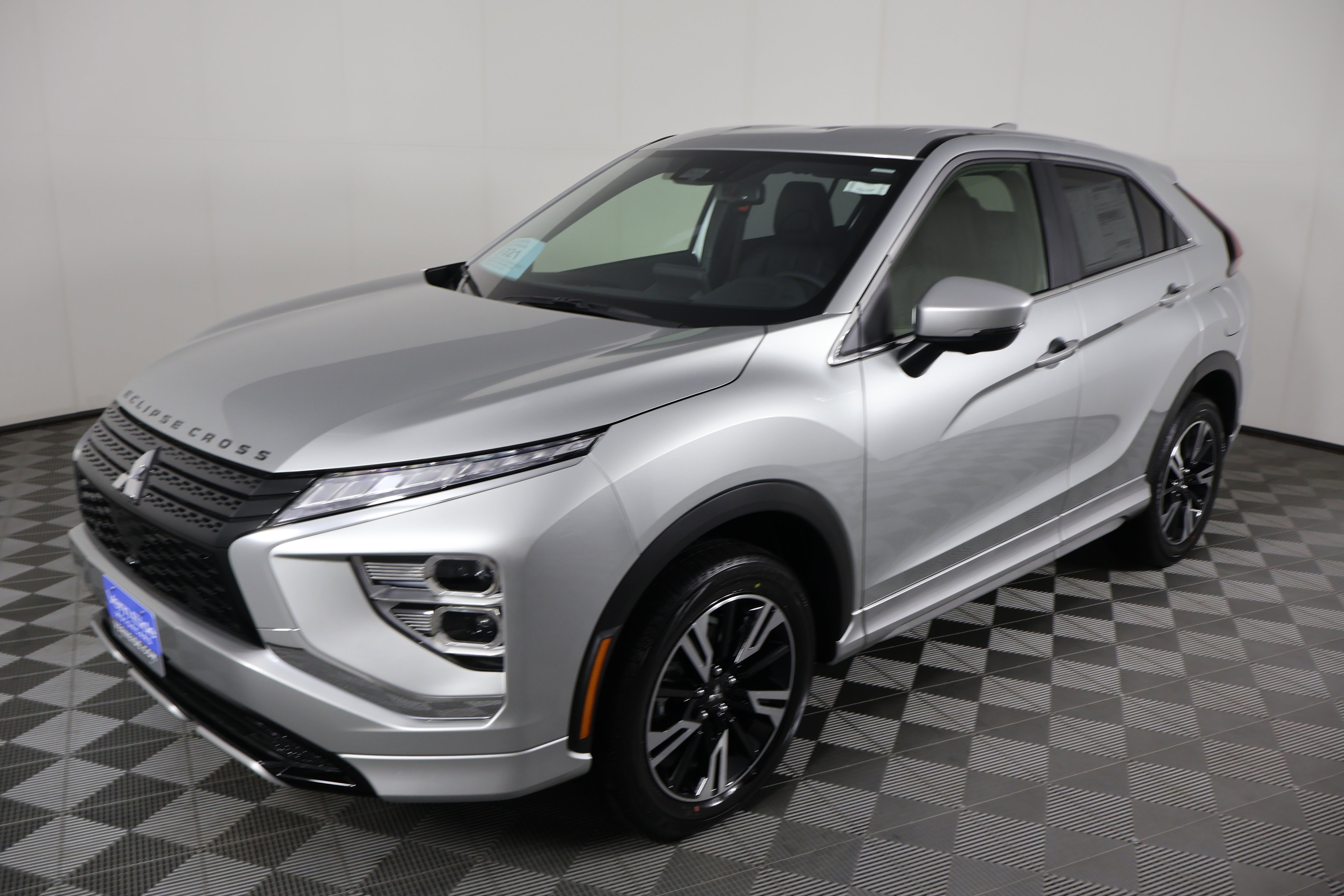 2025 Mitsubishi Eclipse Cross SEL photo 10