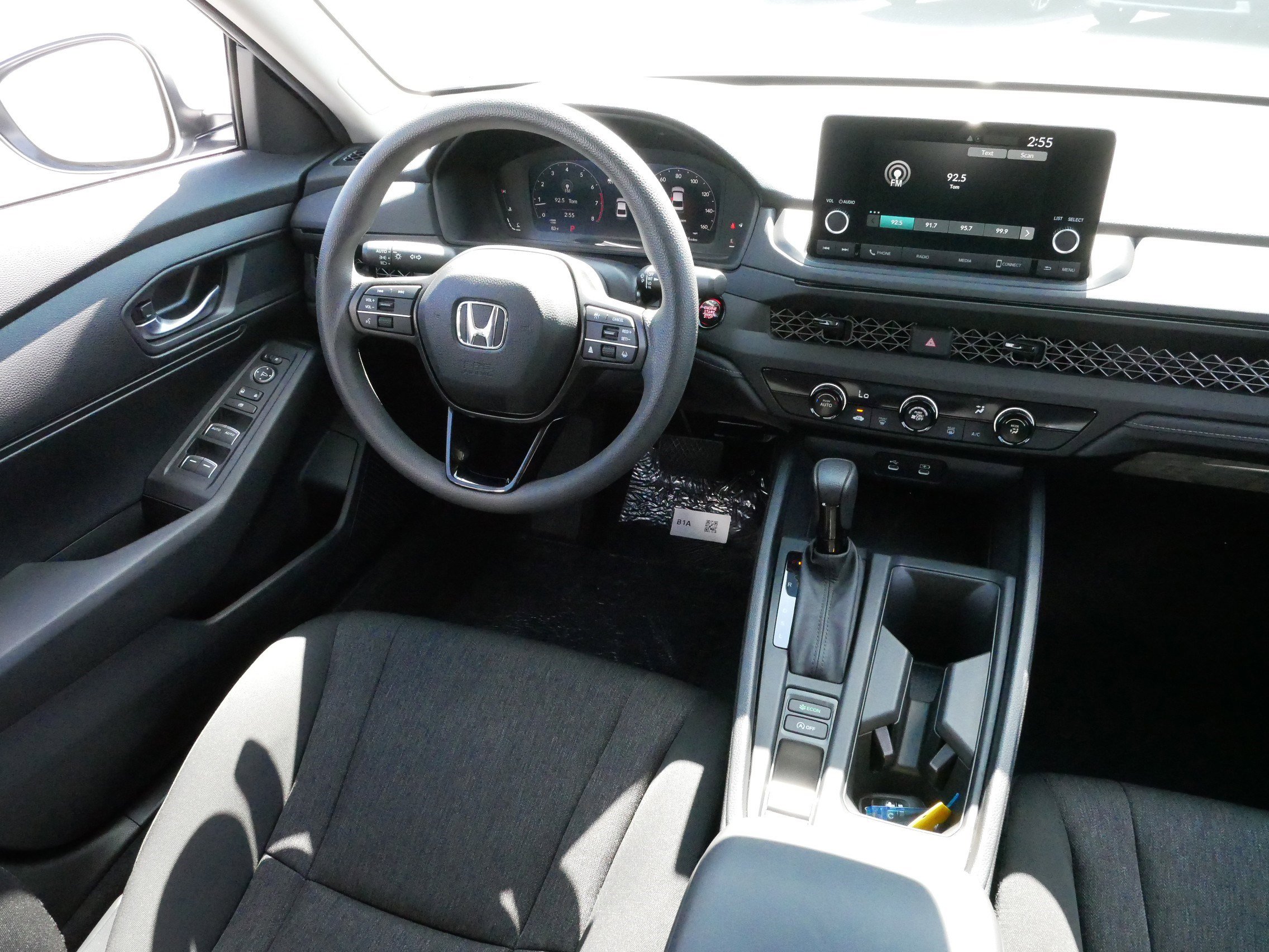 2024 Honda Accord LX photo 9