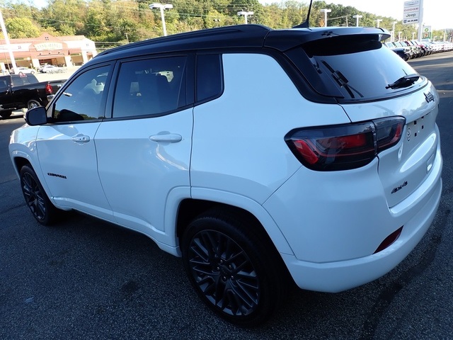 2022 Jeep Compass High Altitude photo 2