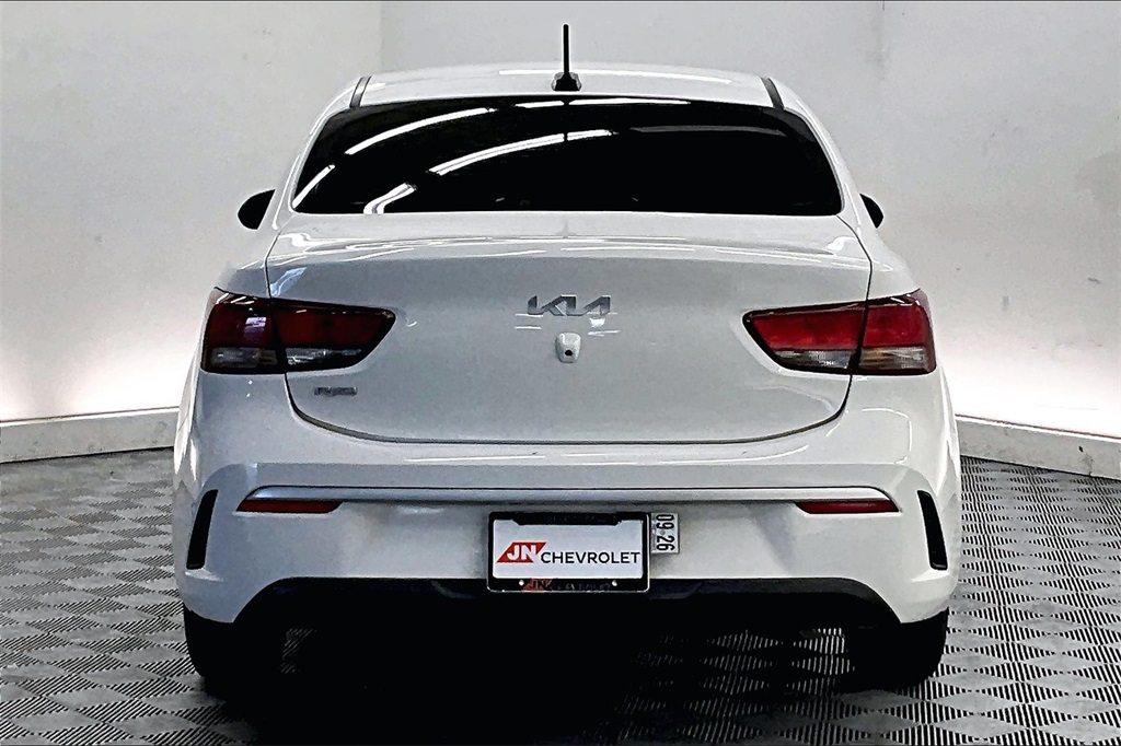 2022 Kia Rio S photo 3