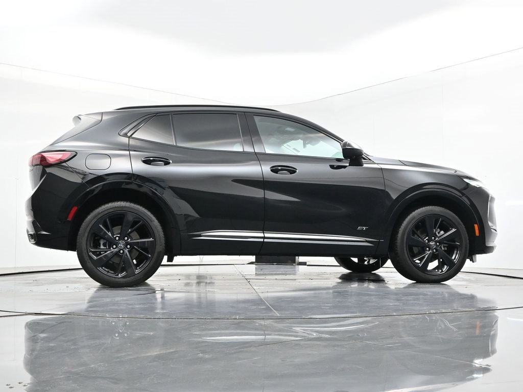 2025 Buick Envision Sport Touring photo 21