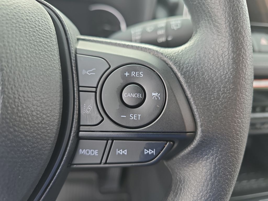 2025 Toyota RAV4 LE photo 14