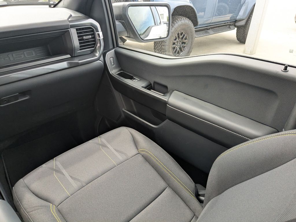 2025 Ford F-150 STX photo 16