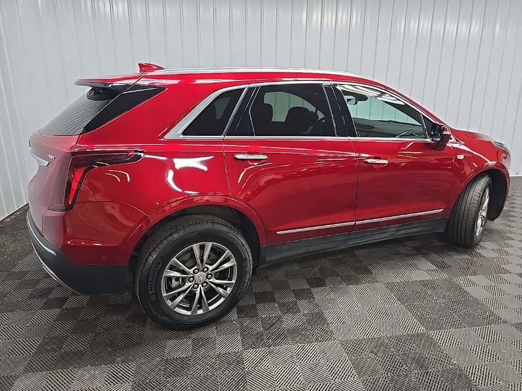 2023 Cadillac XT5 Premium Luxury photo 3