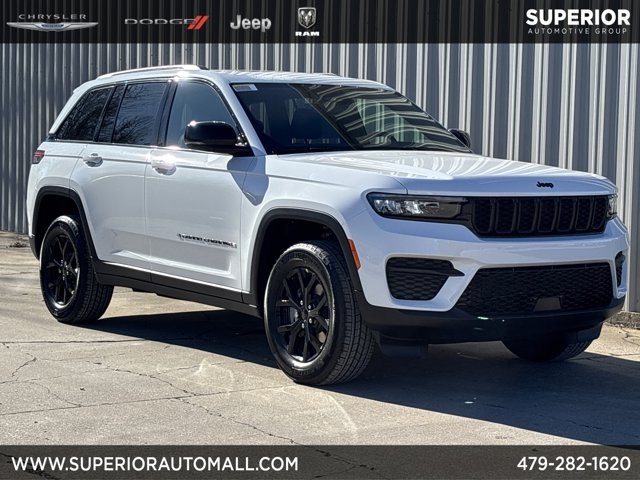 2025 Jeep Grand Cherokee Altitude's photo