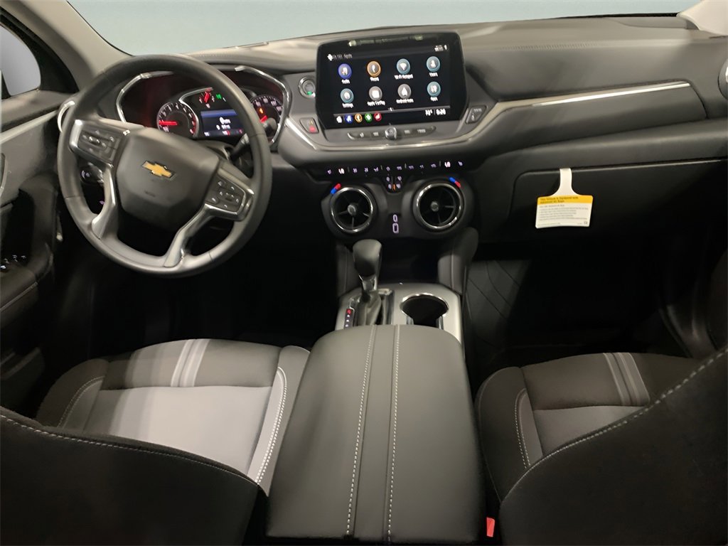 2025 Chevrolet Blazer 2LT photo 18