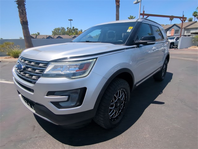 2017 Ford Explorer XLT photo 33