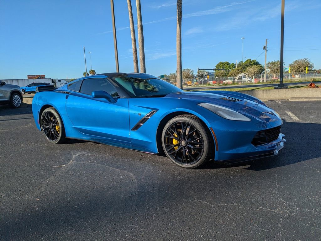 2014 Chevrolet Corvette Stingray 2LT photo 2