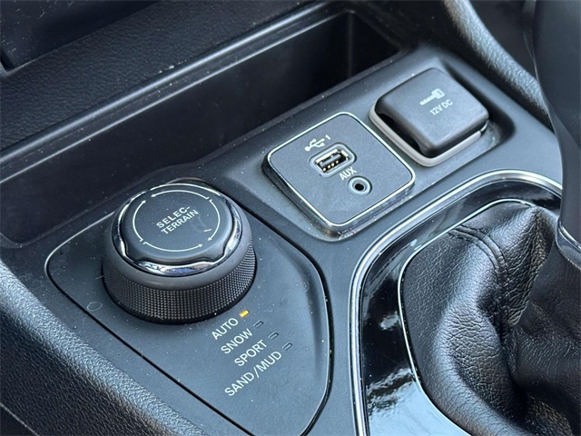 2019 Jeep Cherokee Limited photo 20