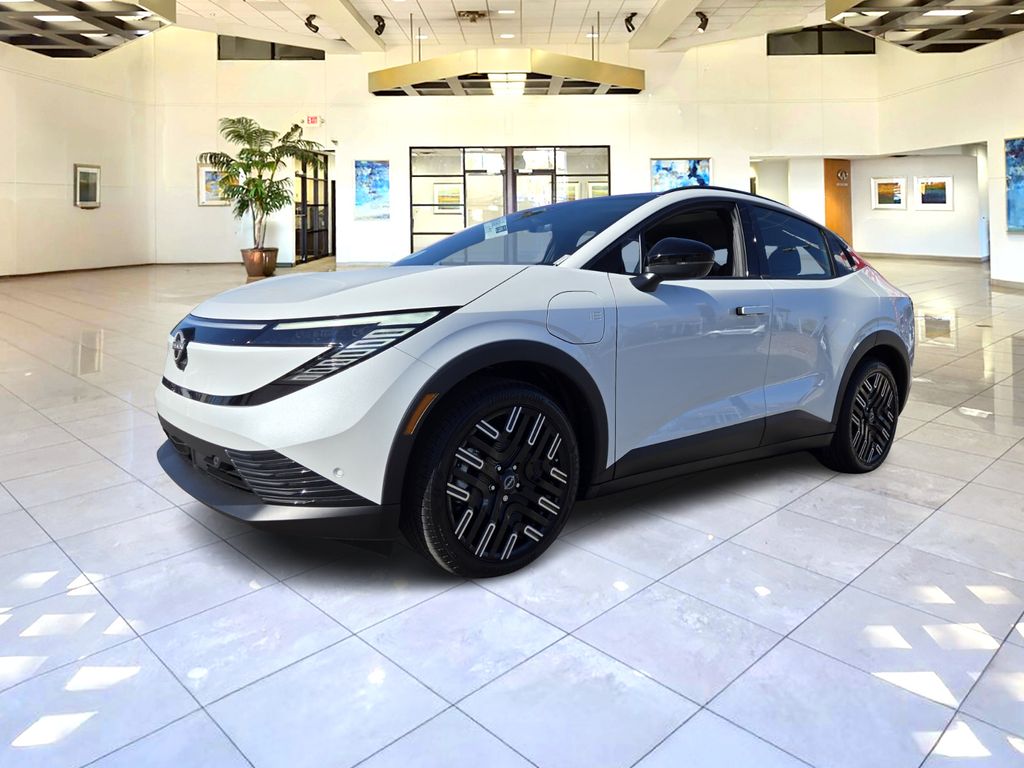 2026 Nissan Leaf photo 2