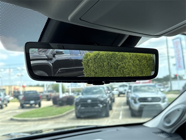 2025 Toyota Highlander Platinum photo 30