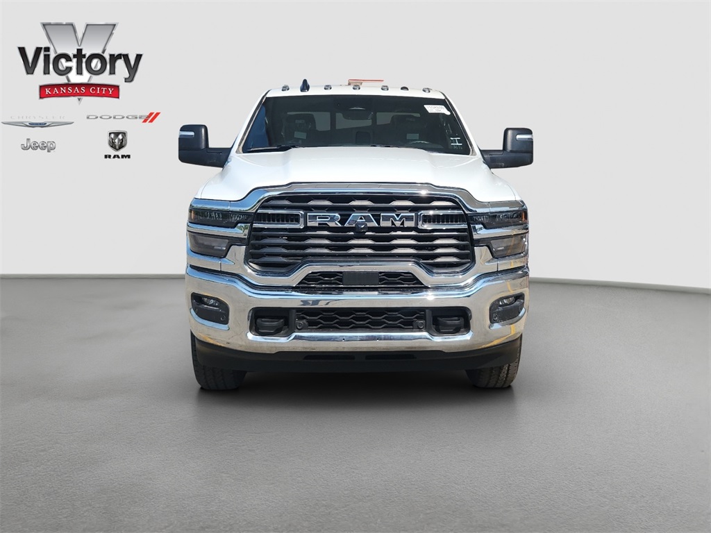Used 2025 RAM Ram 2500 Pickup Tradesman with VIN 3C6UR5HL2SG558232 for sale in Kansas City