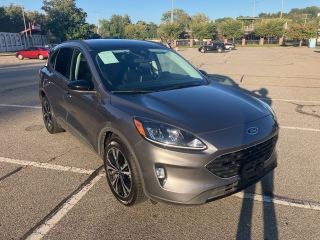 2022 Ford Escape SEL photo 3
