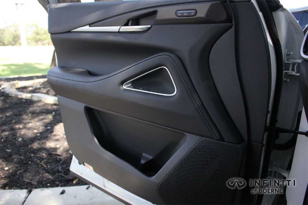 2025 Infiniti QX60 Sensory photo 14