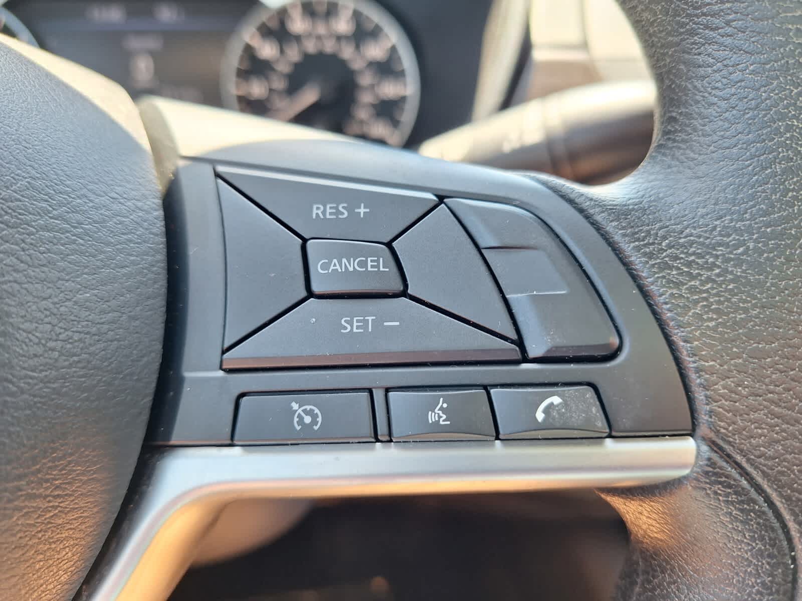 2024 Nissan Altima 2.5 SV photo 14