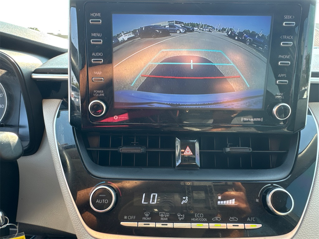2021 Toyota Corolla LE photo 26