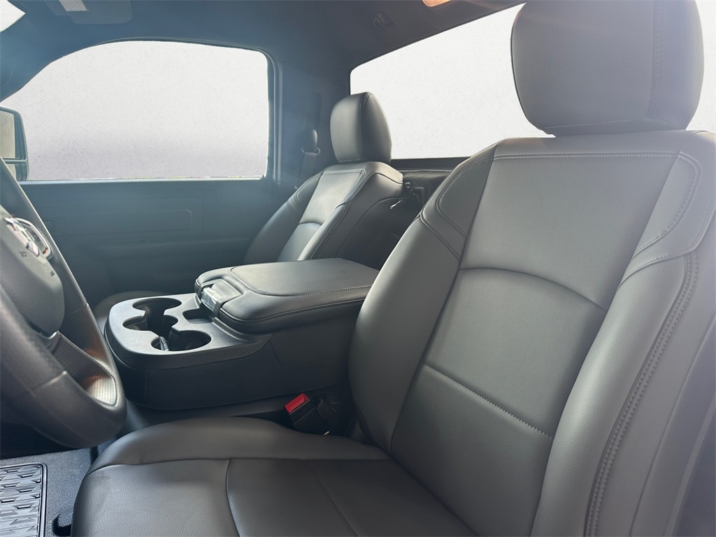 2025 Ram 5500 Tradesman photo 8