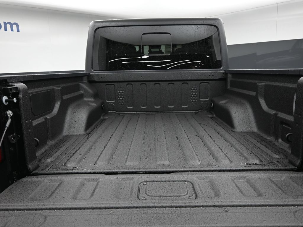 2025 Jeep Gladiator Sport S photo 7