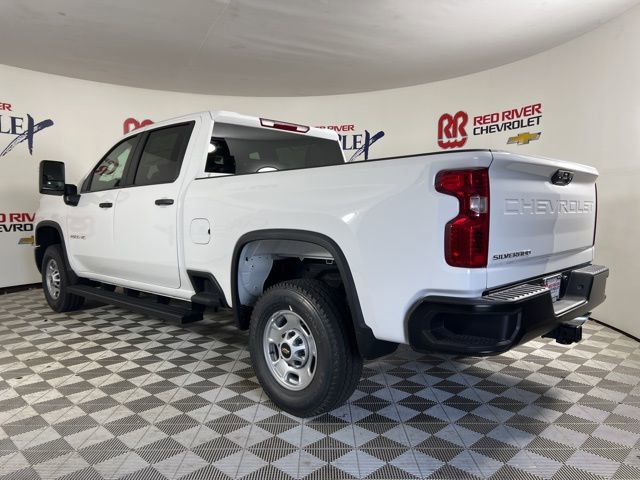2025 Chevrolet Silverado 2500HD photo 3