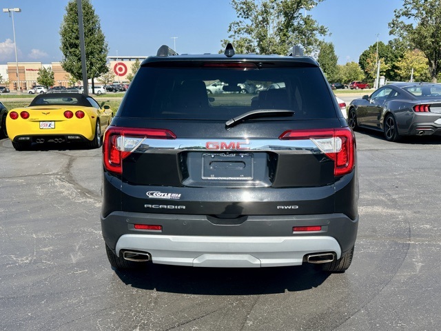 2023 Gmc Acadia SLT photo 2
