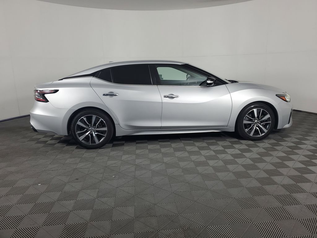 2020 Nissan Maxima SV photo 3