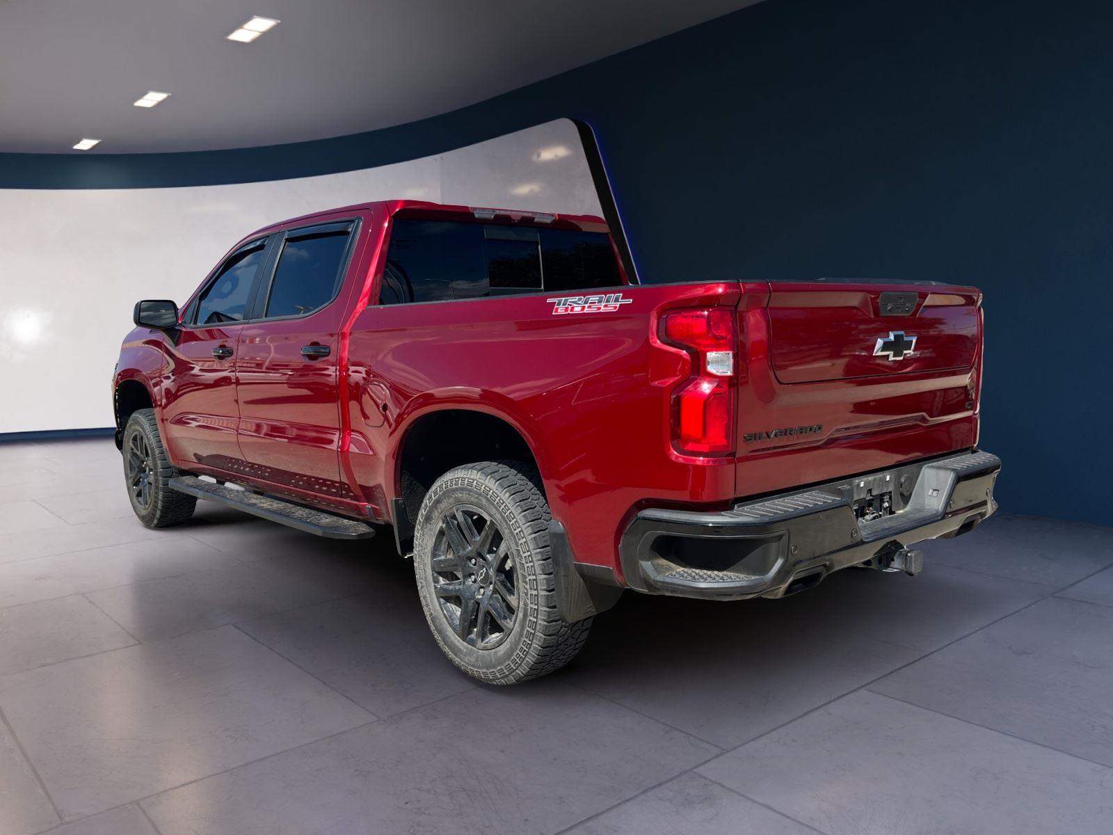 2022 Chevrolet Silverado 1500 LT Trail Boss photo 3