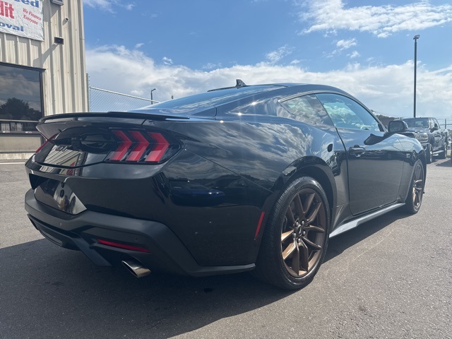 2024 Ford Mustang GT Premium photo 3