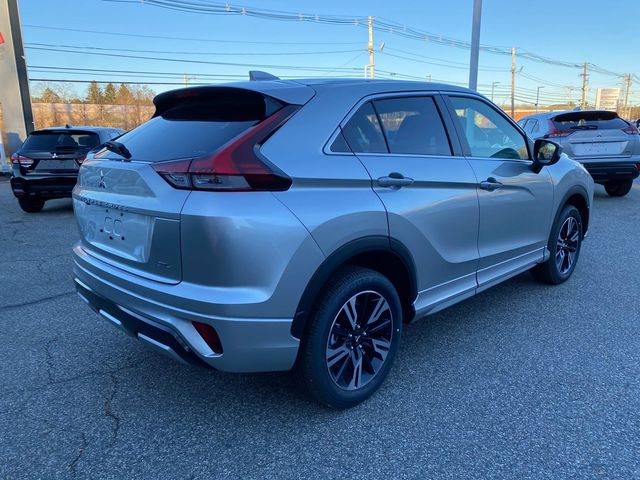2024 Mitsubishi Eclipse Cross SEL photo 3