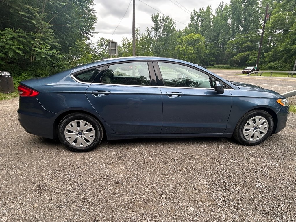 2019 Ford Fusion S photo 7