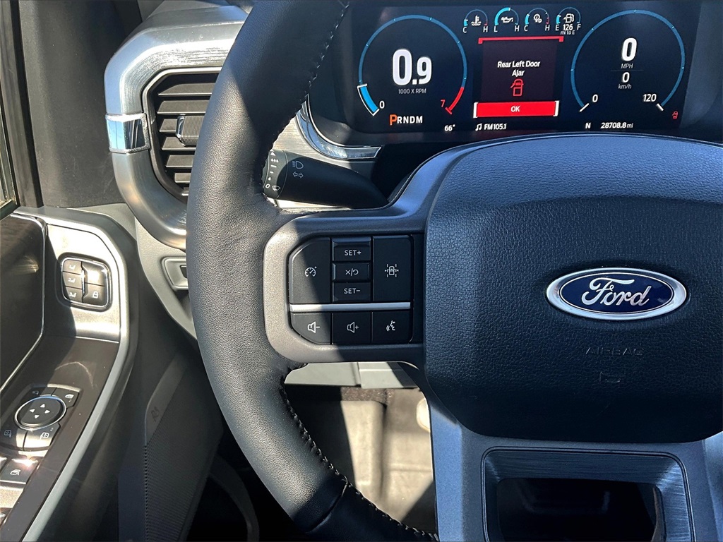 2023 Ford F-150 Lariat photo 23