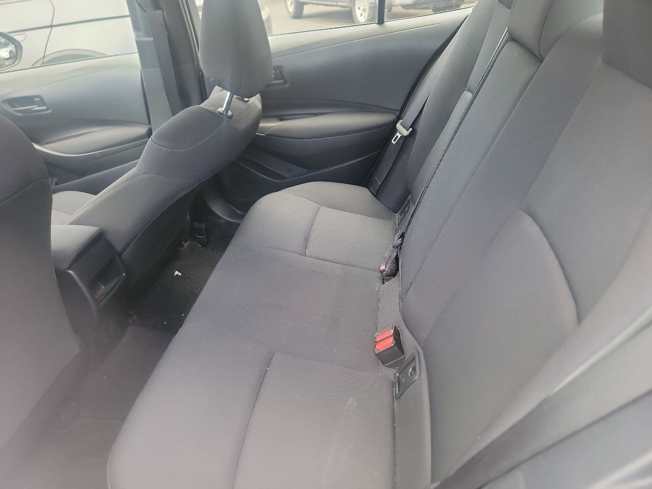 2022 Toyota Corolla LE photo 4