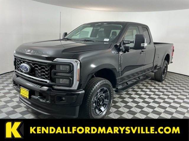 2026 Ford F-350 Super Duty XL's photo