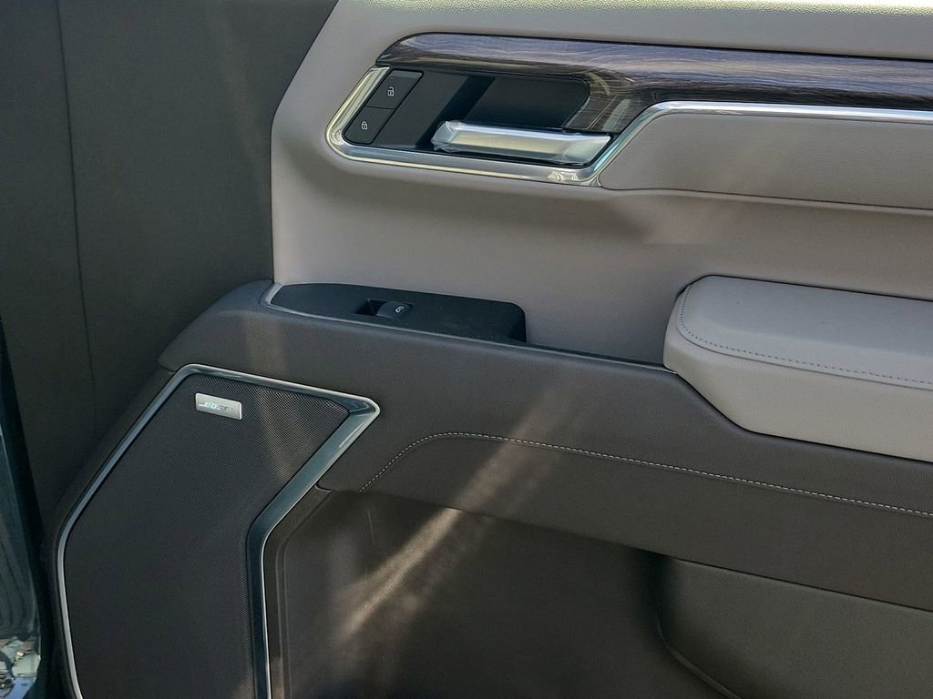 2025 Chevrolet Silverado LTZ photo 47