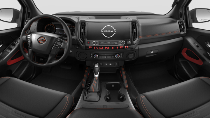 2025 Nissan Frontier Crew Cab PRO-X photo 3