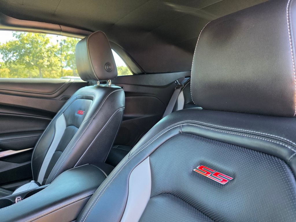 2021 Chevrolet Camaro 2SS photo 14