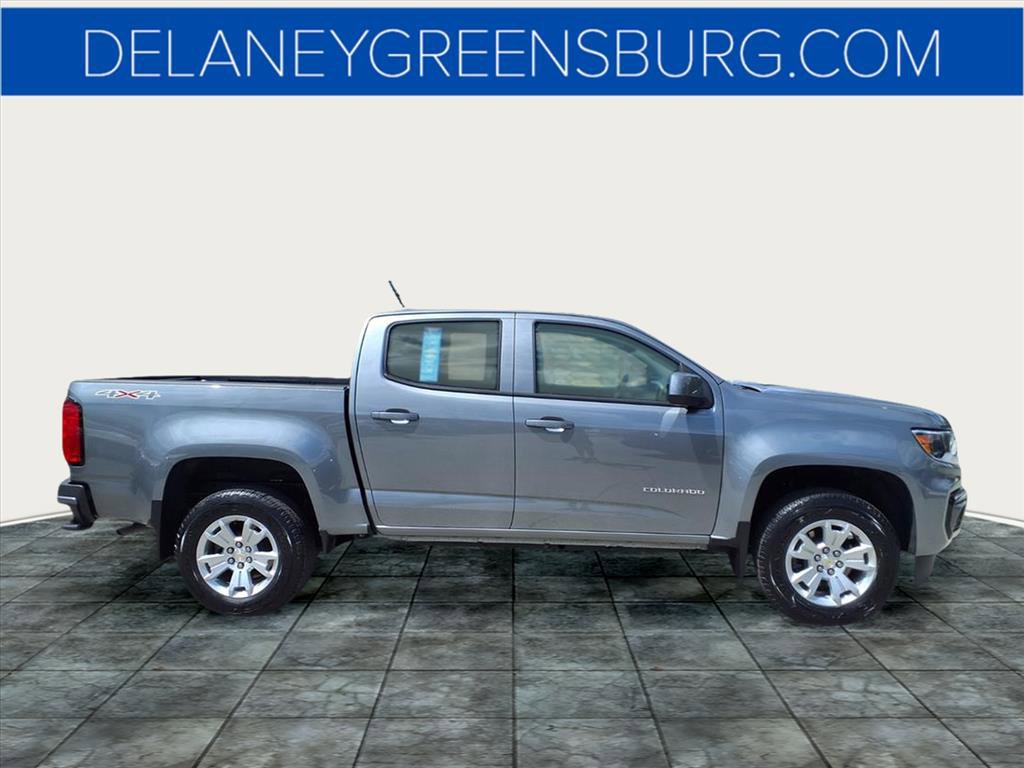 2022 Chevrolet Colorado LT photo 2