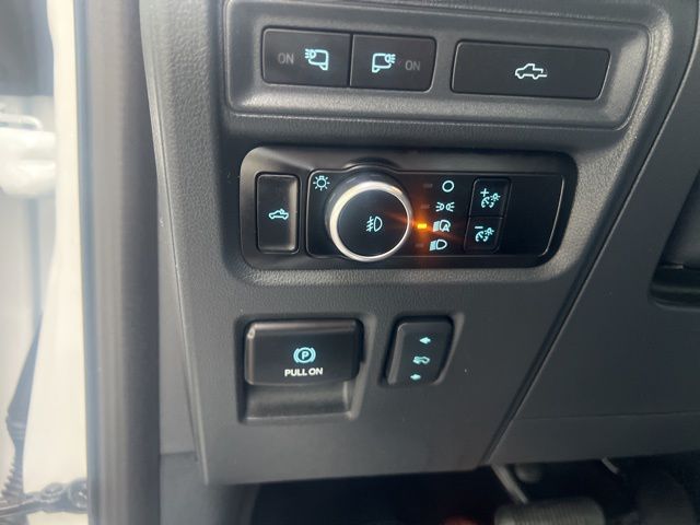 2024 Ford F-150 Lariat photo 16