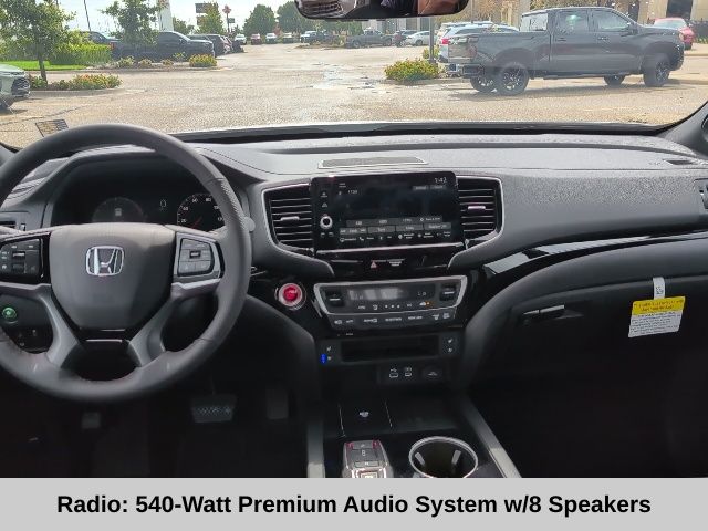 2025 Honda Ridgeline Black Edition photo 2