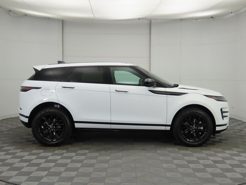 2026 Land Rover Range Rover Evoque Dynamic SE photo 4