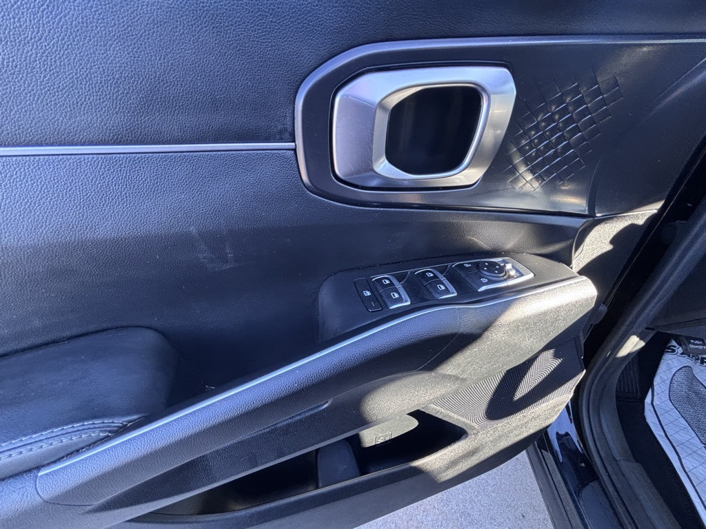 2021 Kia Sorento LX photo 10