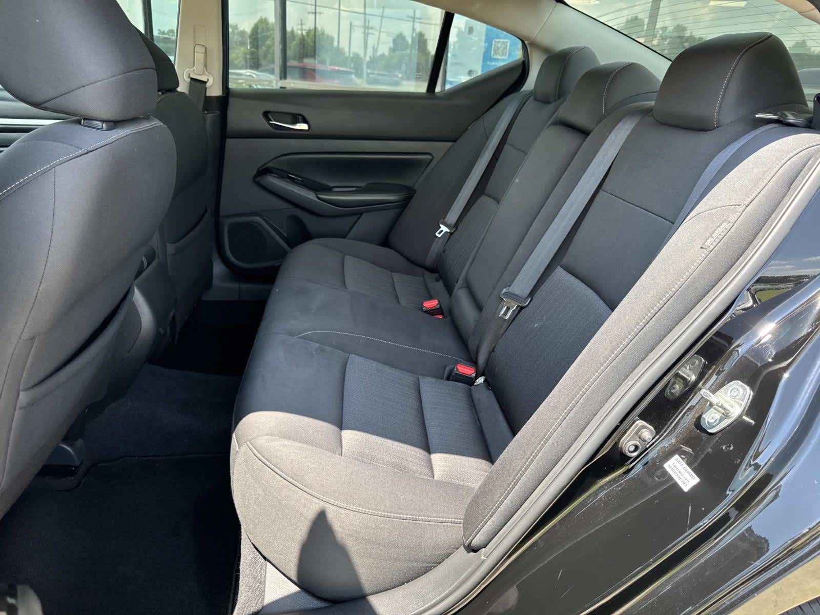 2021 Nissan Altima 2.5 SV photo 26