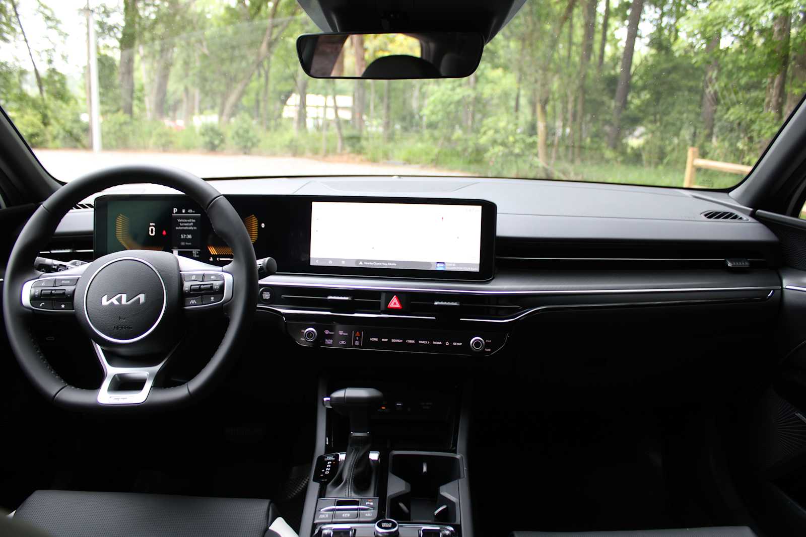 2025 Kia K5 GT-Line photo 40