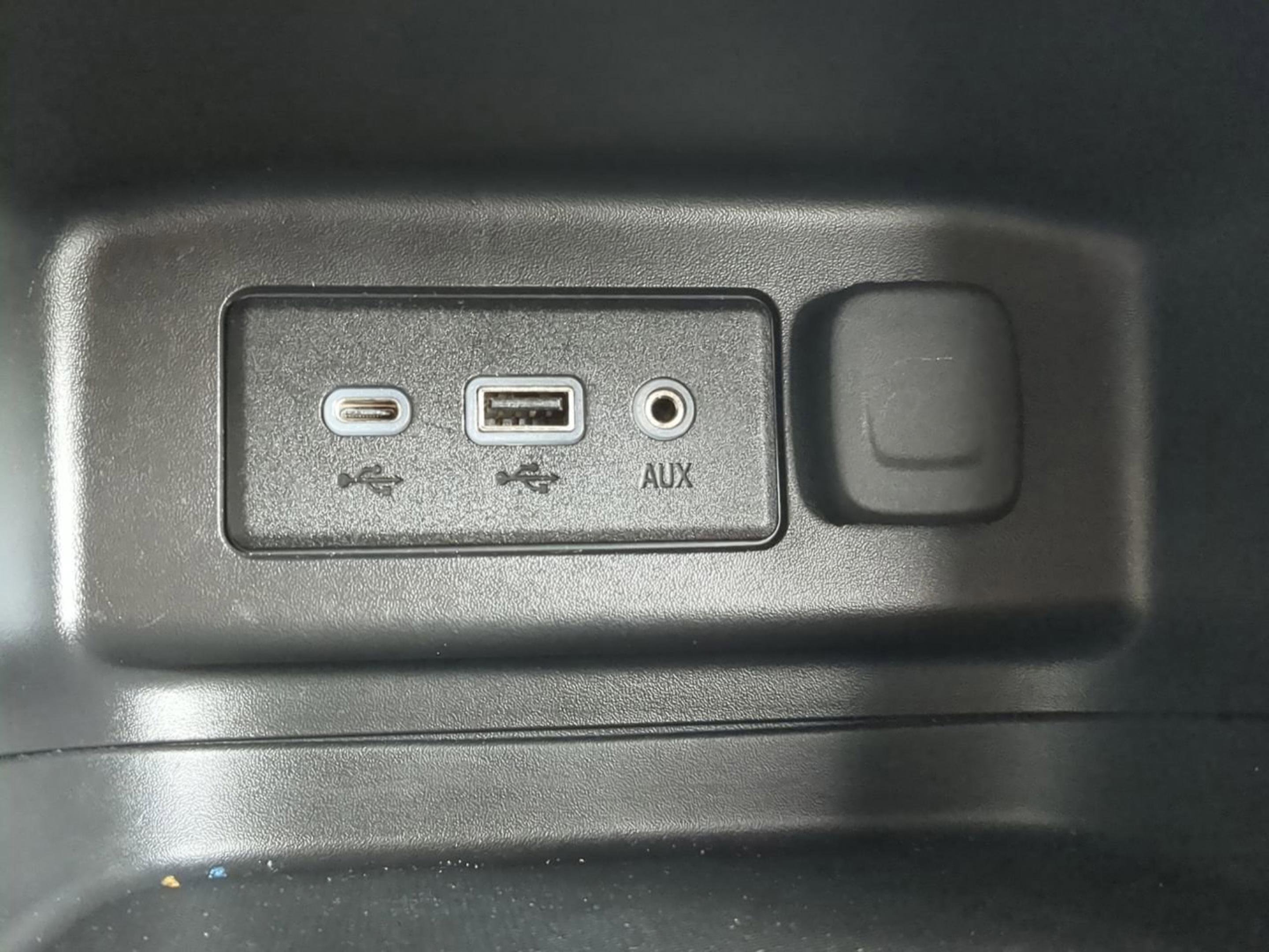 2024 Chevrolet Equinox LT photo 17