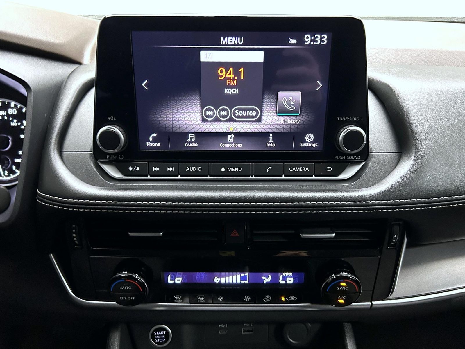 2023 Nissan Rogue SV photo 12