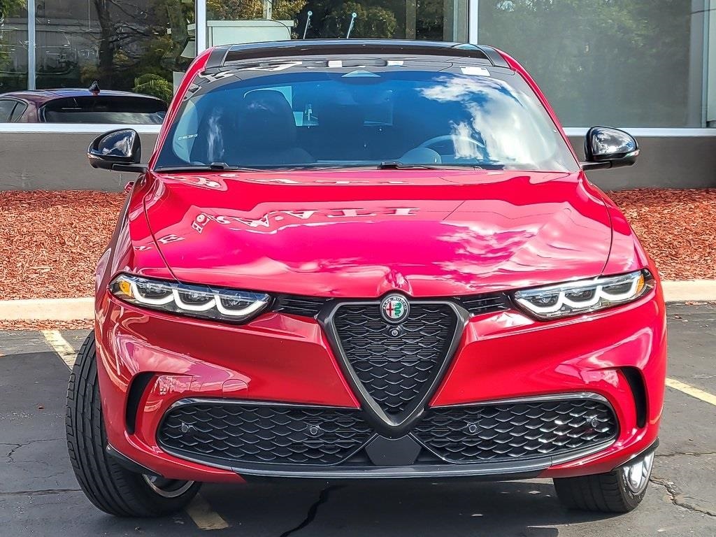2024 Alfa Romeo Tonale Veloce photo 2