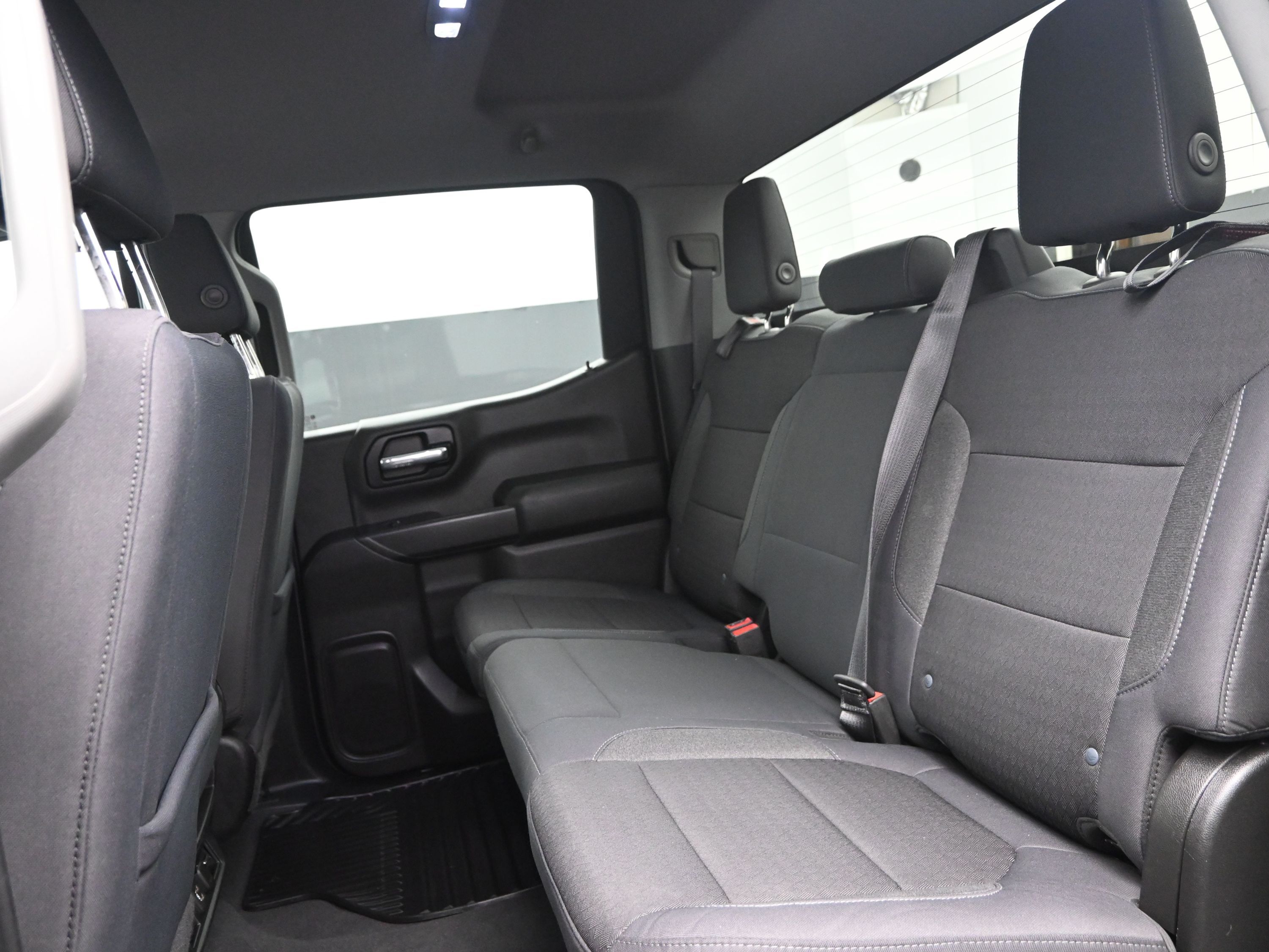 2019 Chevrolet Silverado 1500 LT photo 5