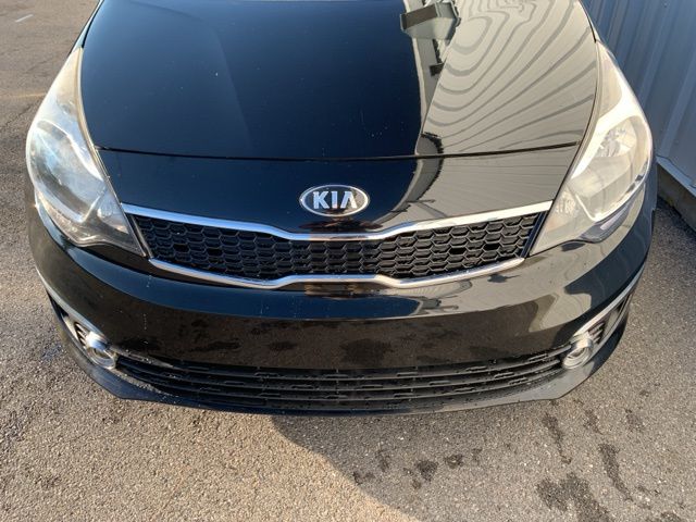 2016 Kia Rio SX photo 3