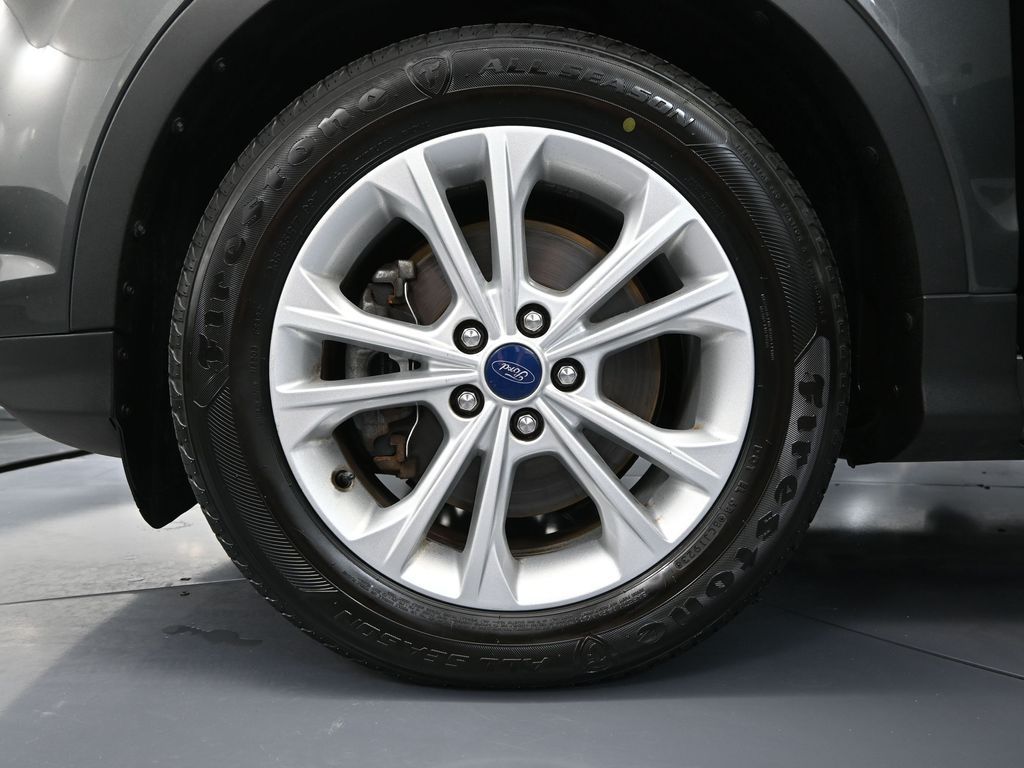 2017 Ford Escape SE photo 13